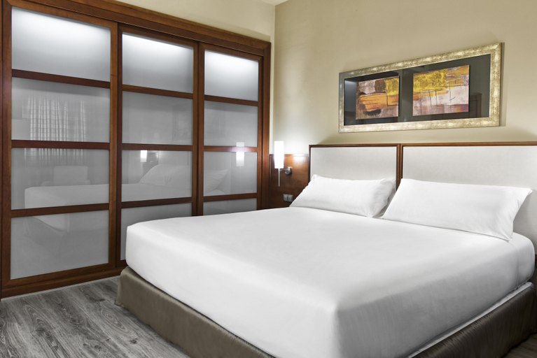 Bedroom 2, Elba Almería Business & Convention Hotel, Almería