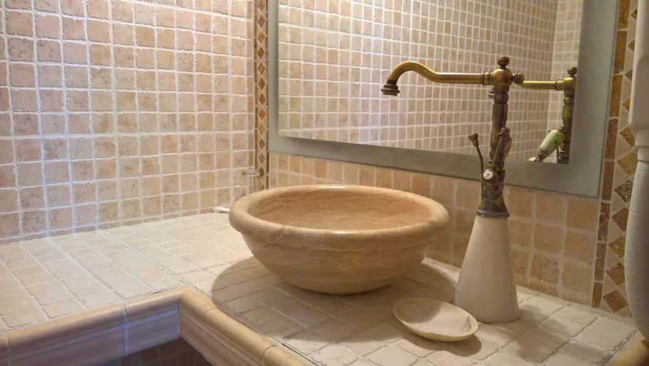 Bathroom, Ethaleia Hotel, North Aegean
