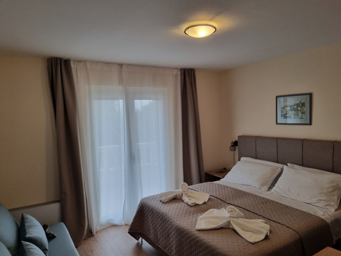 Bedroom 4, Villa Daniela, Bol