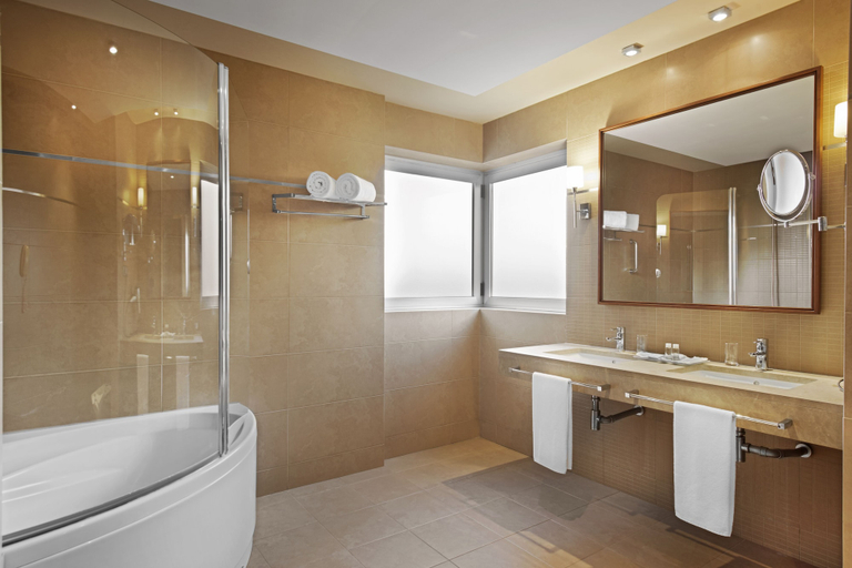 Bathroom 3, Elba Almería Business & Convention Hotel, Almería