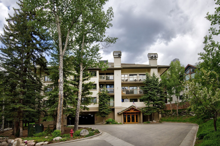 Exterior, Townsend Place B-106 1 Bedroom Condo by RedAwning, Eagle