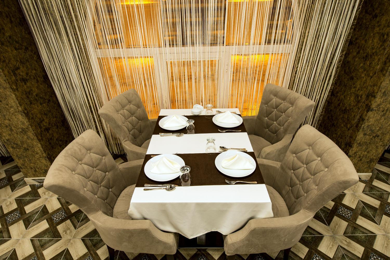 Food & Drinks 4, Kars-i Sirin Otel, Merkez