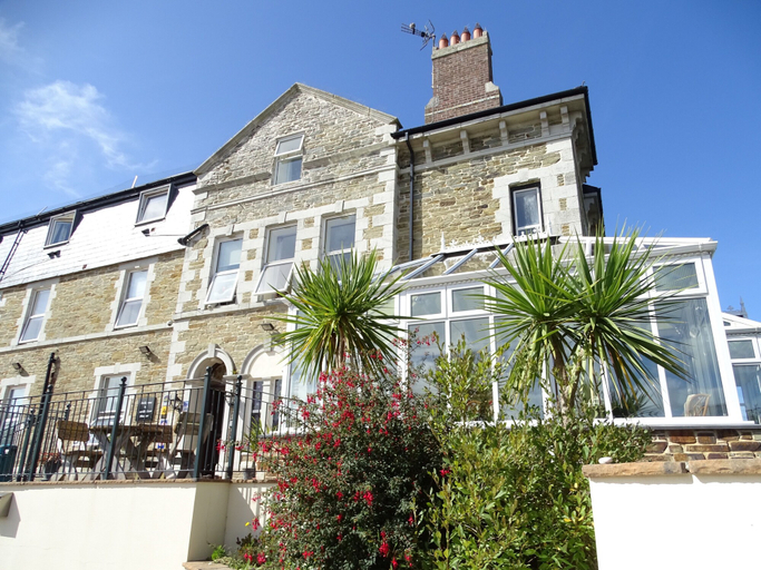 Exterior & Views 2, Porth Veor Villas & Apartments, Cornwall