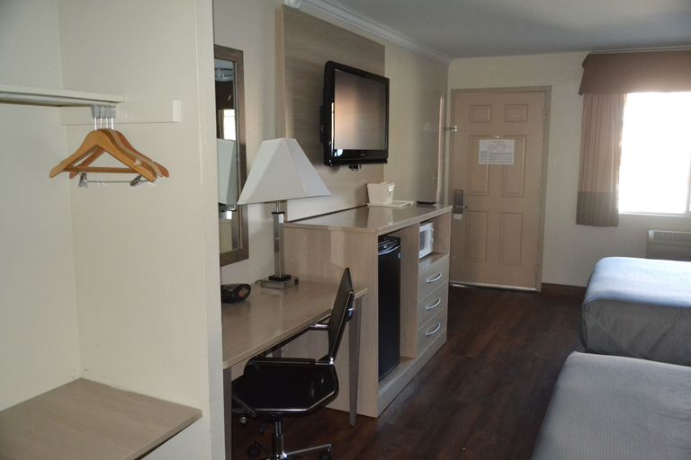 Bedroom 3, Quality Inn Bishop near Mammoth, Inyo