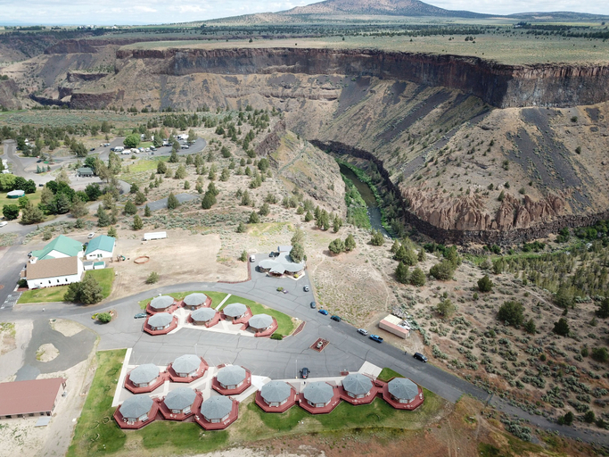 Others 1, Smith Rock Resort, Jefferson