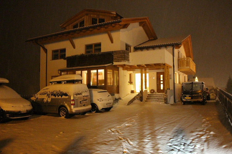 Others 4, Alpenrose-Apart, Landeck