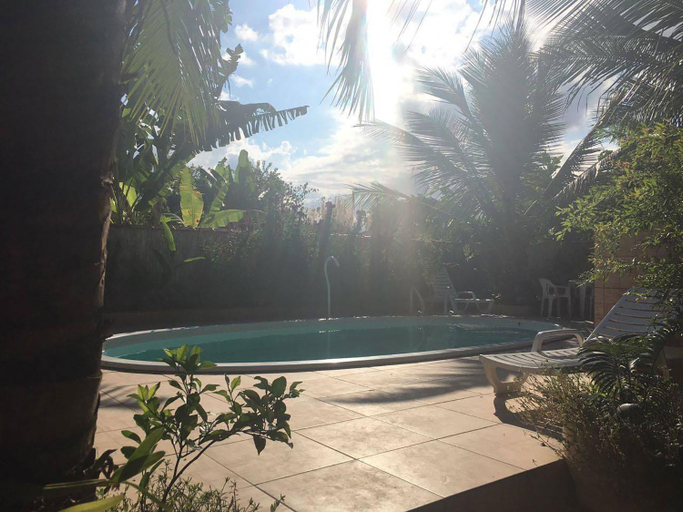 Others 3, Suite 5 com piscina e wi-fi em Caraguatatuba, Caraguatatuba