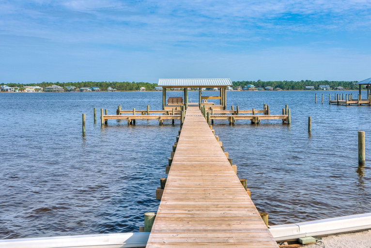 Marina 3, Lagoon Landing 305 1 Bedroom Condo by RedAwning, Baldwin