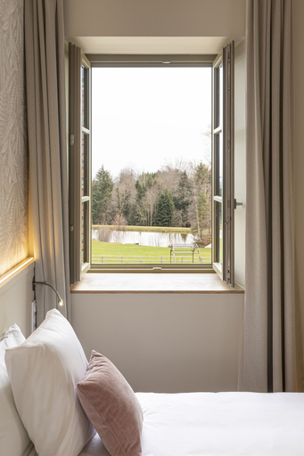 Bedroom 3, Domaine et Château de Valinches, Loire