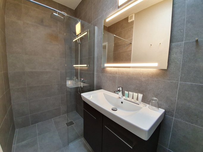 Bathroom 4, Hotel Nor - Badehotellet, Jammerbugt