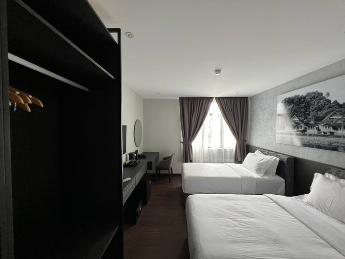Bedroom 6