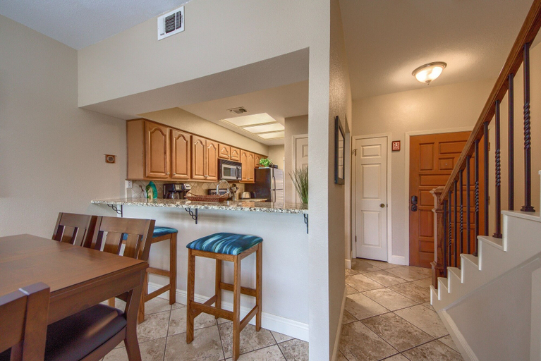 Private kitchen 4, River Zen Cw C207 2 Bedroom Condo by RedAwning, Comal