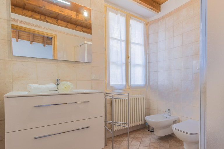 Room 4, Casa Ferrari in Varenna, Lecco