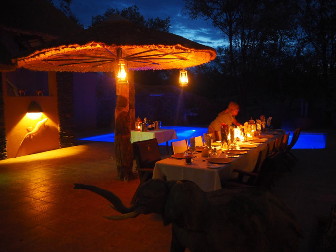 Food & Drinks 2, Lamai Safari Lodge, Mopani