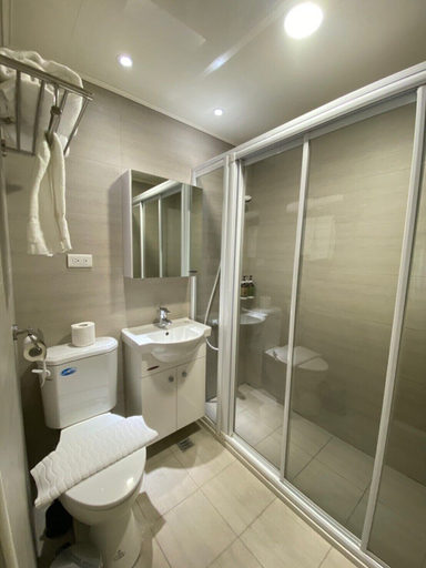 Bathroom 3, Huru House, Taichung