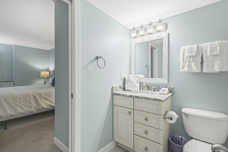 Bedroom 2, Clearwater Unit 7C, Baldwin