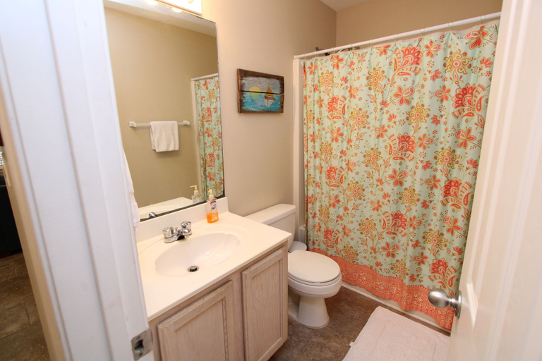 Bathroom 3, Alabama Sands, Baldwin