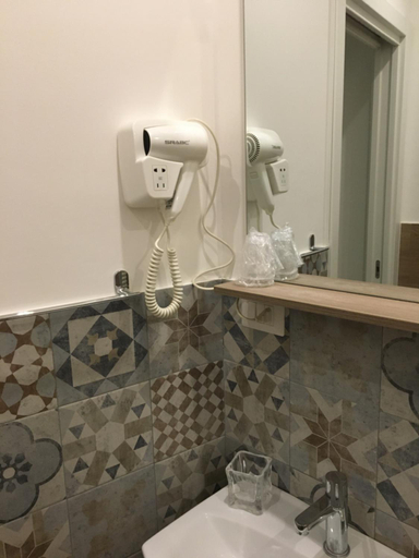 Bathroom 3, Largo Otranto - Guest House, Brindisi