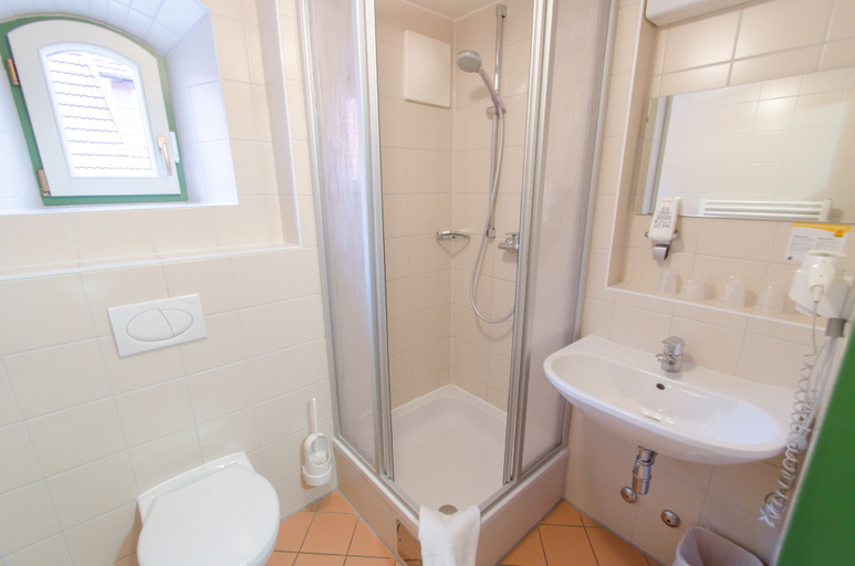 Bathroom 3, JUFA Hotel Murau, Murau