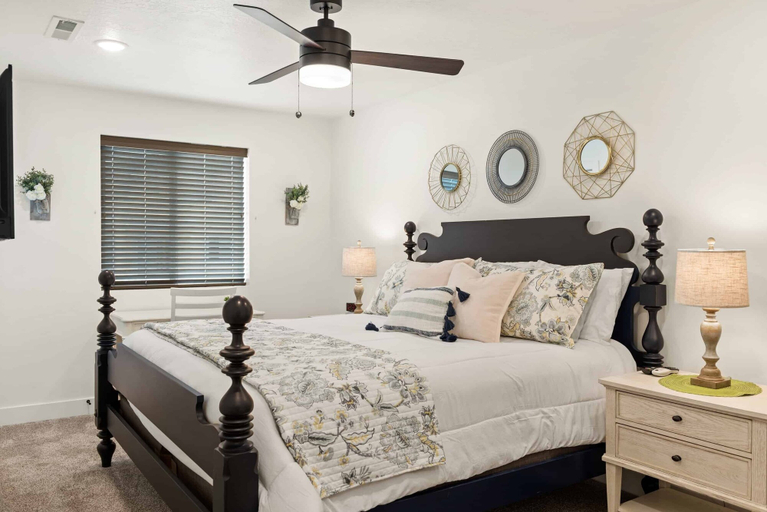 Bedroom, Desert Color's Sunshine and Sage by RedAwning, Washington