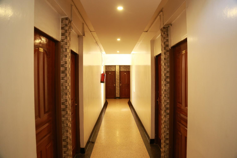 Others 4, Hotel Embassy Nairobi, Starehe