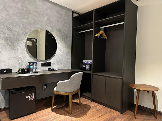 Bathroom 24