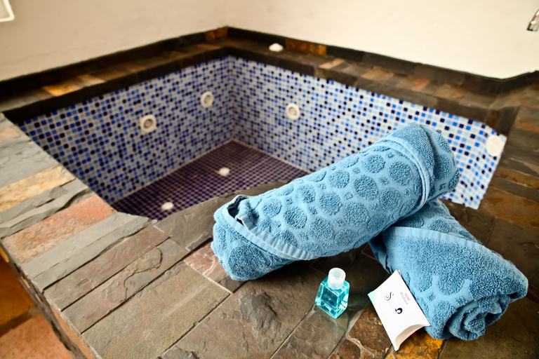 Bathroom 4, Villas de San Sebastián, Restrepo