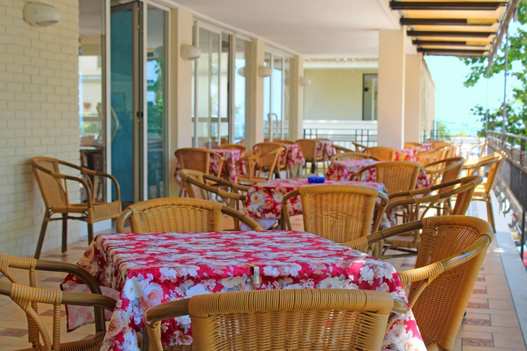 Food & Drinks 3, Hotel Bristol - a 30 mt dalla spiaggia, Rimini