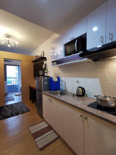 Dining Room 7