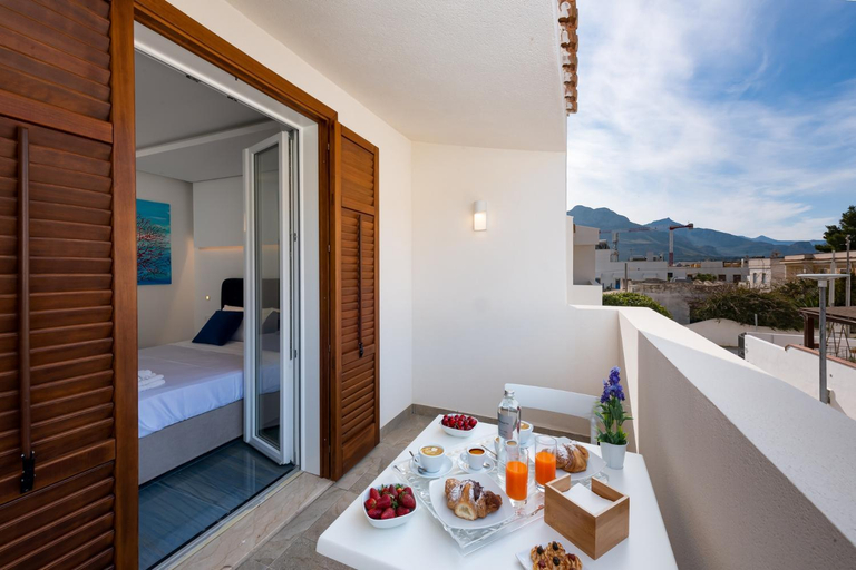 Others 3, Le Maree Comfort Rooms, Trapani