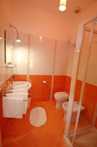 Bathroom 5, Il Muretto, Palermo