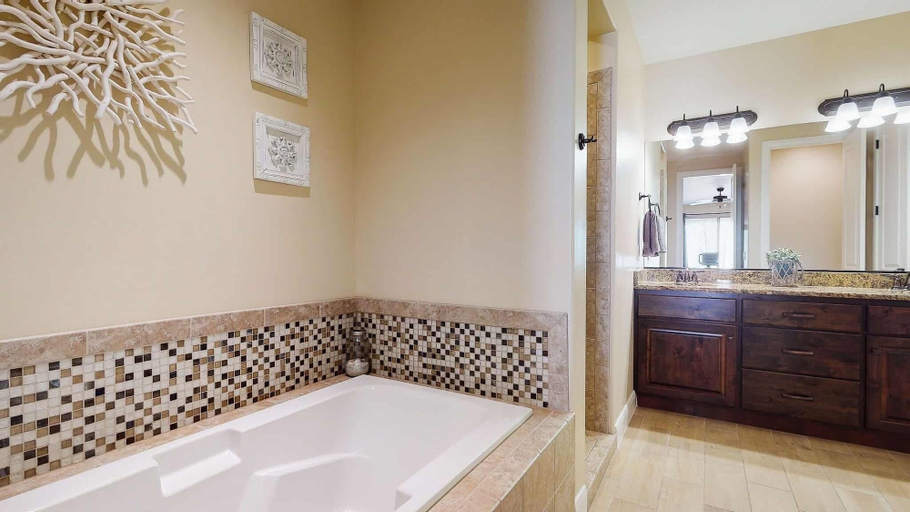 Bathroom 4, The Beach House by RedAwning, Washington