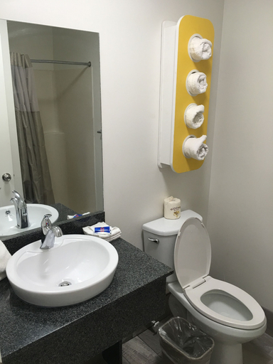 Bathroom 4, Motel 6 Greenville, SC, Greenville