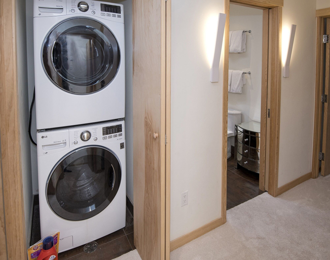 Laundry, Eiger 9 3 Bedroom Condo by RedAwning, Eagle