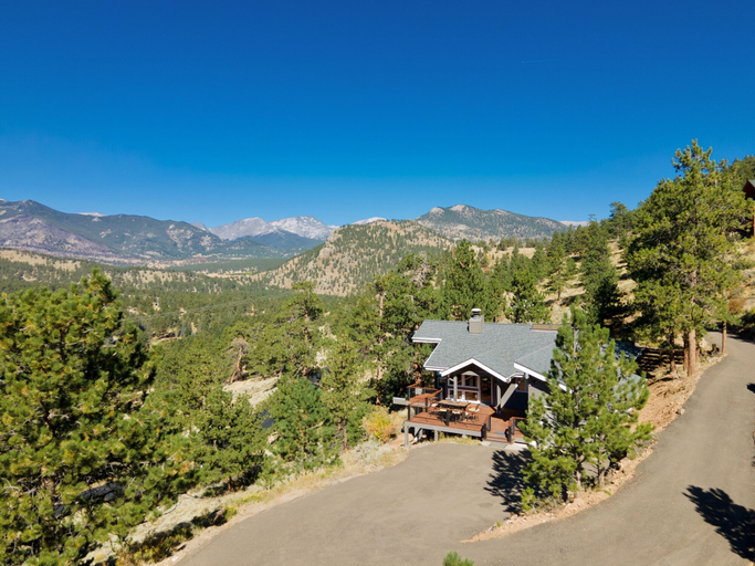 Aerial view 4, Herondale Luxury Vacation At Windcliff 3 Bedroom Home by RedAwning, Larimer