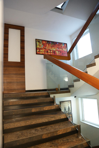 Public Area 1, Hotel Solitaire, Indore