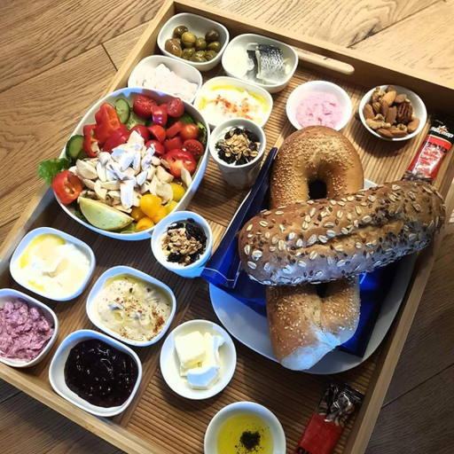 Food & Drinks