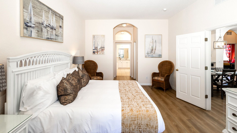 Bedroom 4, Family Ties At Bahama Bay, Polk