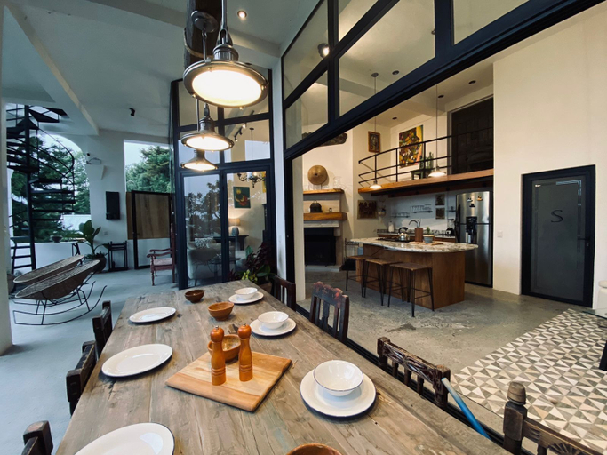 Food & Drinks 4, San Marcos Properties, San Marcos La Laguna