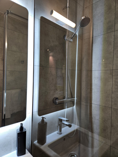 Bathroom 5, Hôtel Restaurant Bonanite, Aisne