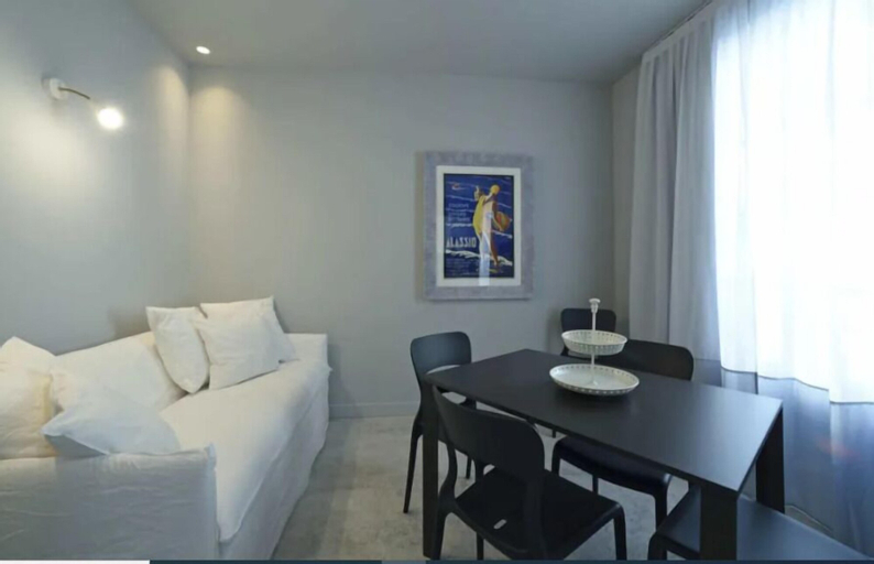 Dining Room 5