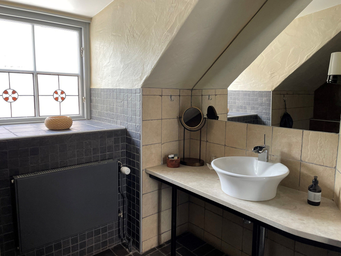 Bathroom 5, Hotell Helgeand Wisby, Gotland