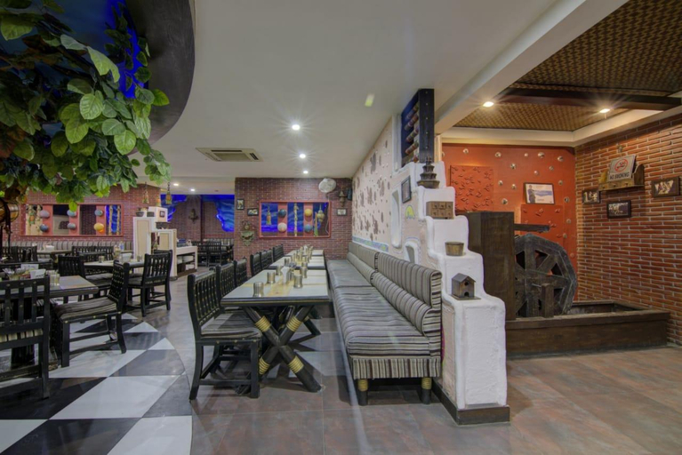 Food & Drinks 2, Hotel City Square and Suites, Agra