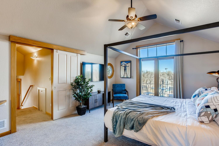 Bedroom 3, Brilliant Posh Home - Backs to Poudre River Trail, Larimer