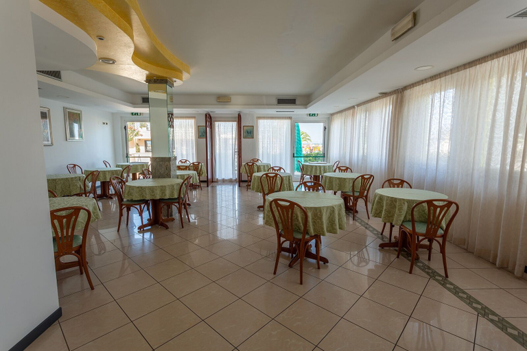 Food & Drinks, HOTEL ROMA, Teramo