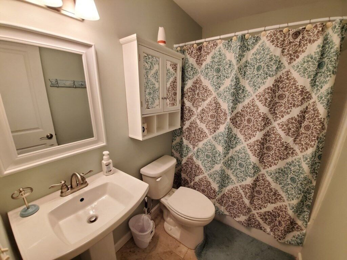 Bathroom 4, Floridays Vacation Home with Pool near to beach by RedAwning, Saint Johns