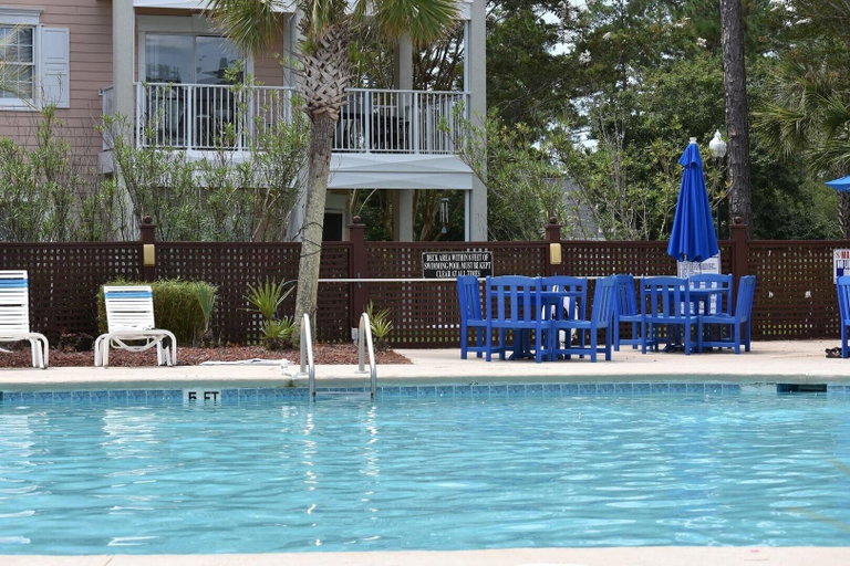 Pool 2, Villa 2402 With Golf Course Onsite for Expansive Golf Experience by Redawning, Brunswick