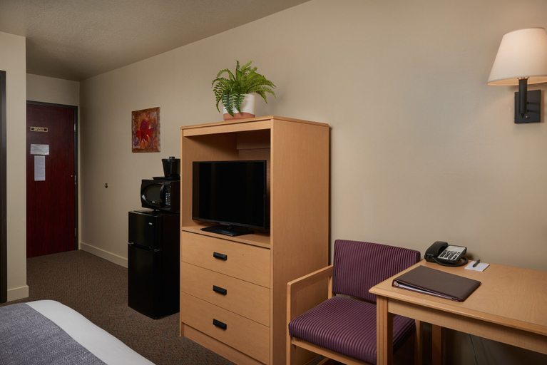 Bedroom 4, The Hotel Garibaldi, Tillamook