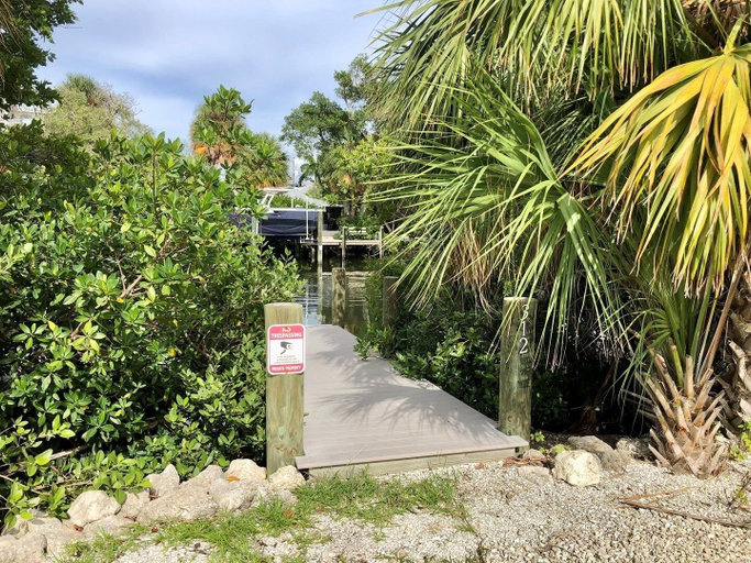 Others 5, Island Gem A 2 Bedroom Villa by RedAwning, Manatee