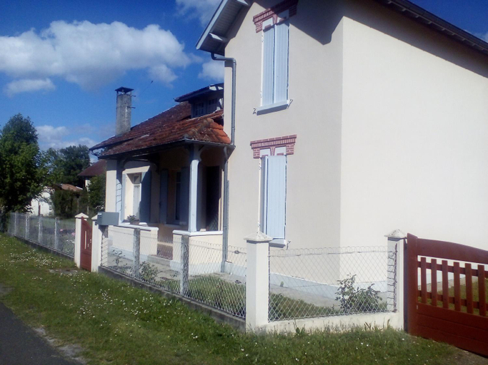 Others 5, La Forge, Landes